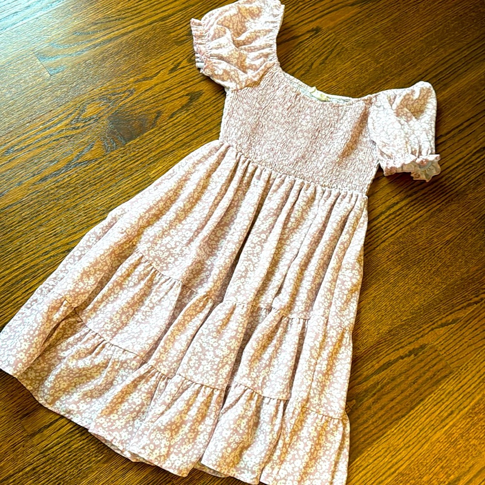 Girls dress